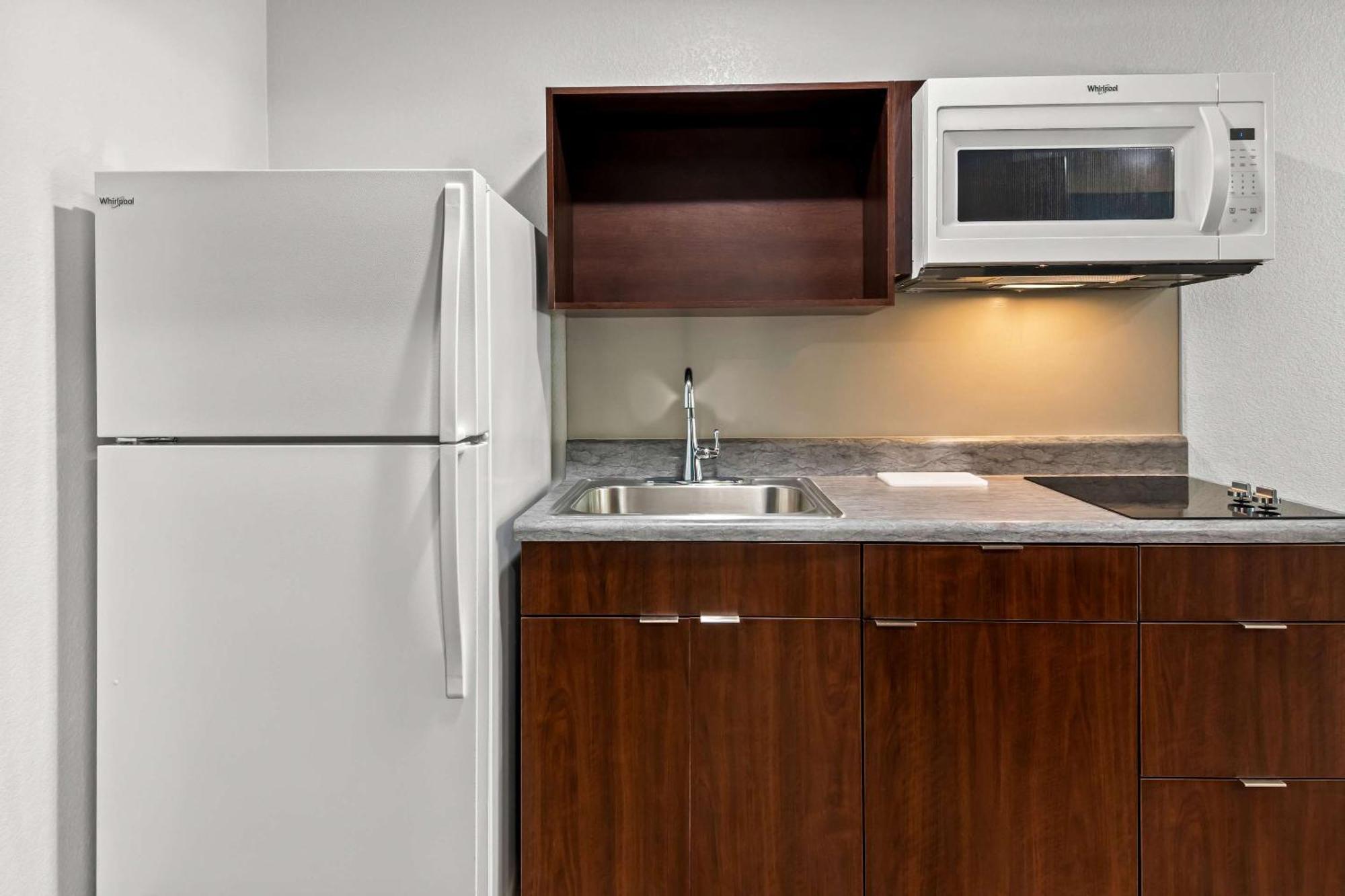 Woodspring Suites Waco South Exteriör bild